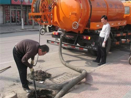 板桥镇清掏化粪池，健康生活从这里开始